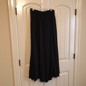 Lucky and Coco Maxi Skirt L